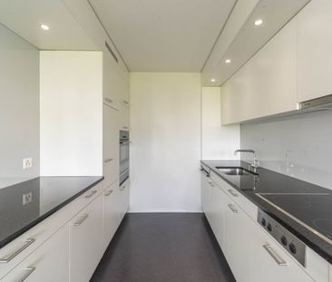 5.5 Zimmer, 104 m², 6. Stock - Photo 4
