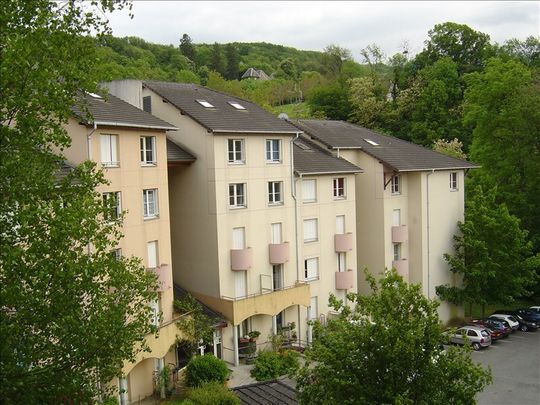 Location Appartement 1 pièce 17m² JACOB BELLECOMBETTE 73000 - Photo 1