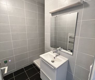 Location Appartement 3 pièces 49m² LA TRONCHE 38700 - Photo 5