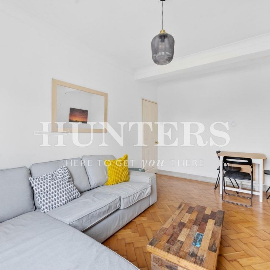 3 bedroom Flat To Let Total Size: 636 SQ FT - Photo 1