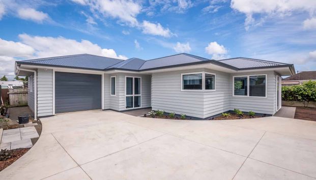 Oh what a home - Photo 1