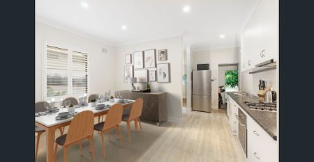 Spacious Two-Bedroom Apartment Featuring a Bright Sunroom - Photo 3