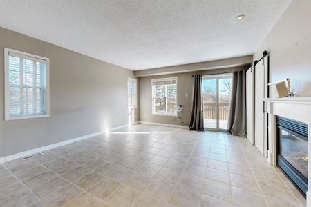 For Lease - 511 Winkworth Court, Newmarket, Ontario - Photo 2