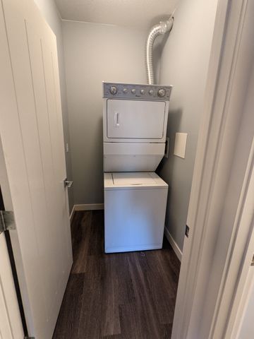 Two Bedroom, Two Bathroom - Photo 5