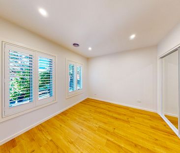 7 Howie Street, Glen Iris - Photo 2