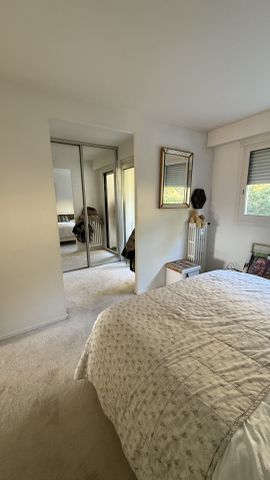 Grand T2 vue mer, parking et cave - Photo 3