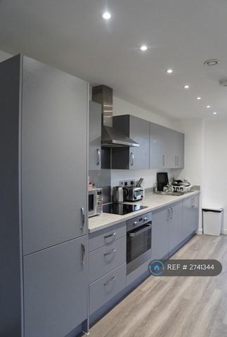 2 bedroom flat to rent - Photo 3