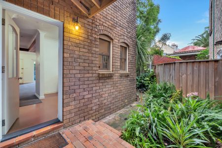 Unit 1/242a St Johns Road, - Photo 5