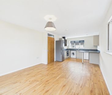 Barnsdale Close, Loughborough, le11 5an - Photo 2