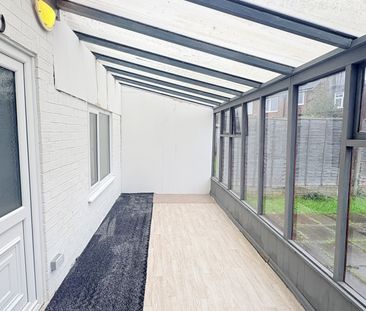 Hurstway Close, Preston - Photo 2