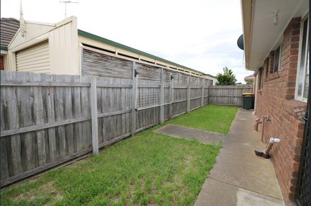 1/42 Greenville Drive, Grovedale - Photo 4