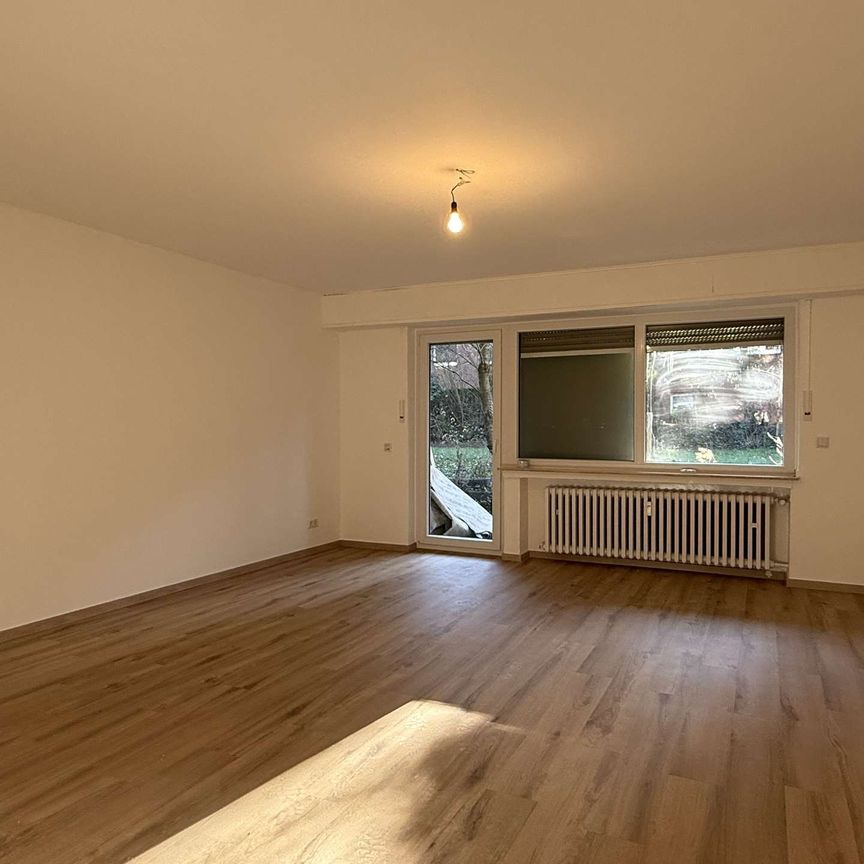 KREFELD-BOCKUM - FRISCH MODERNISIERTE 3-ZIMMERWOHNUNG MIT TERRASSE & GARTEN NAHE BOCKUMER PLATZ - Photo 1