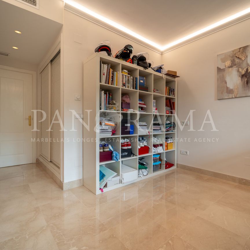 Apartment with private garden in Los Arqueros Golf - Photo 1