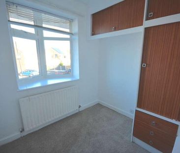 Banbury Road, Middleton, M24 - Photo 4