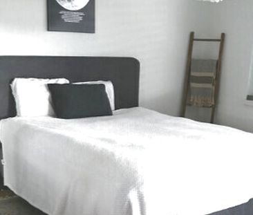 2½ Zimmer-Wohnung in Benglen (ZH), möbliert, auf Zeit - Photo 2