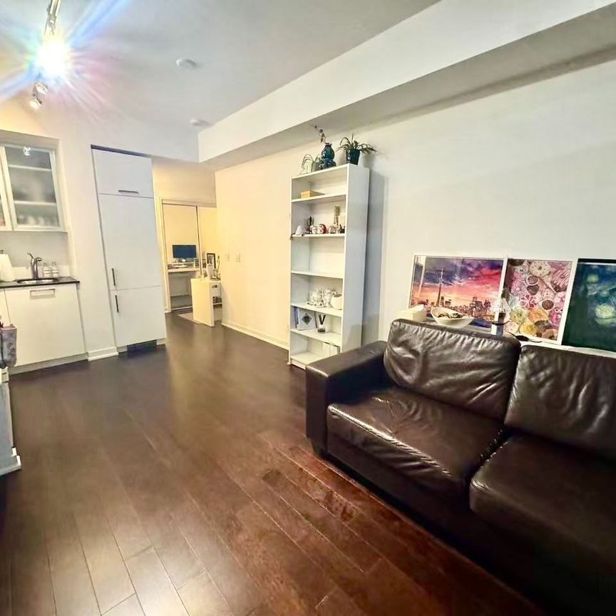 For Lease - 14 York Street Unit# 1710, Toronto, Ontario - Photo 1