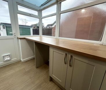 3 bedroom semi-detached house to rent - Photo 3