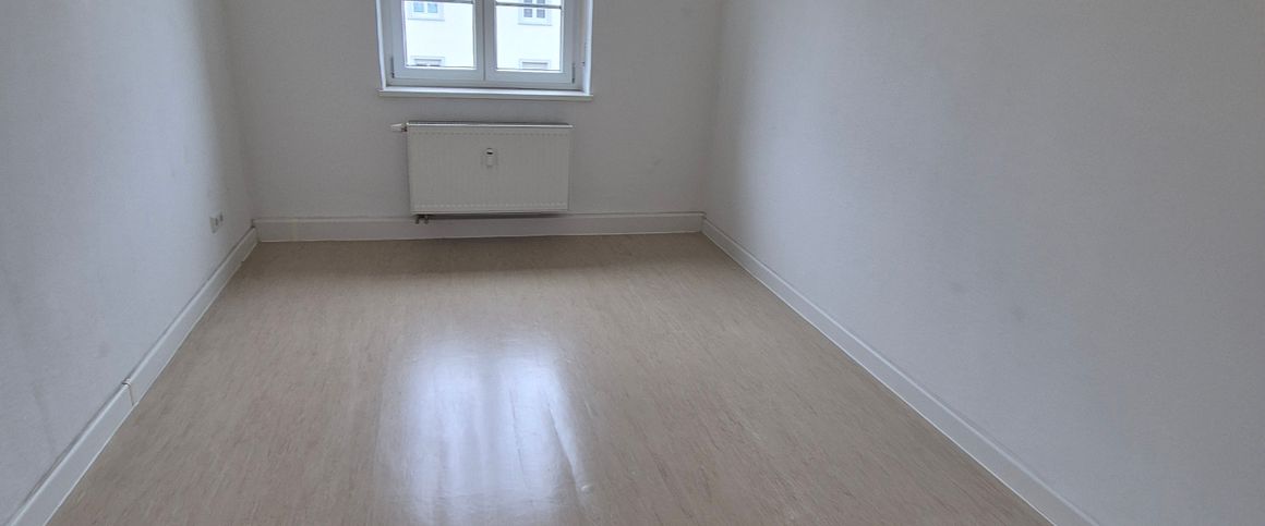 Kleine 2 ZKB Wohnung zu vermieten ! - Photo 1