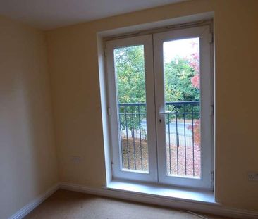 Beeston Court, Laindon, Basildon, SS15 - Photo 4