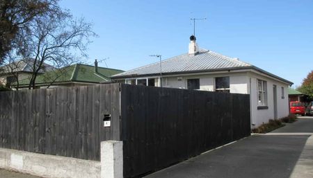 Great Location! - Photo 5