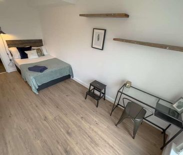 Kensington, L7 - Photo 5