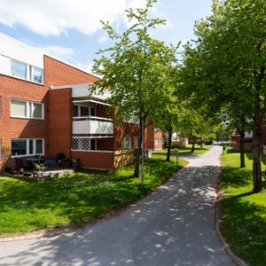 Lommarvägen 20 - Photo 2