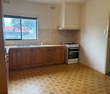 Central Location - Photo 5