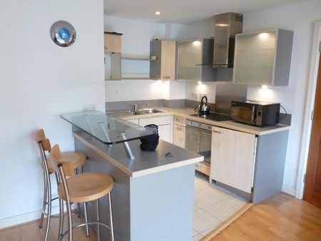 1 bedroom flat to rent - Photo 4