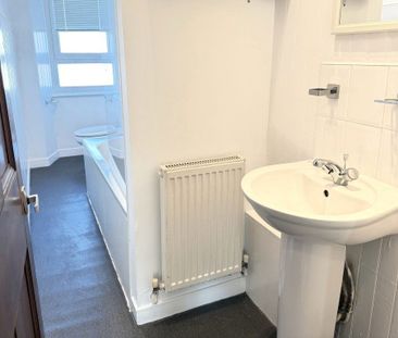 1 Bed Flat - Photo 5