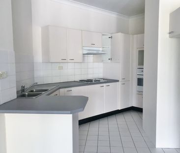 24/6-22 High Street, Mascot NSW 2020 - Apartment For Rent | Domain - Photo 5