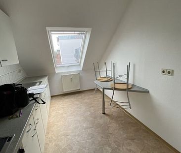 Kleine 3 Raum Wohnung Zwickau Zentrum mit EinbaukÃ¼che ab sofort zu vermieten - Photo 1