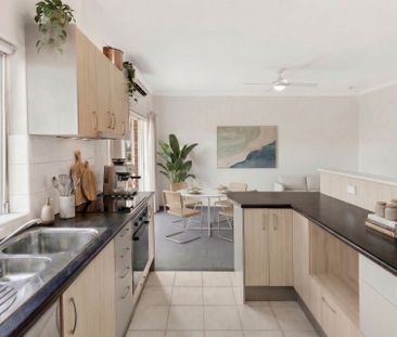 Sunlit Top-Floor Apartment in the Heart of Dee Why - Photo 3