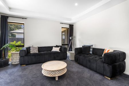 Available Short Term - Photo 3