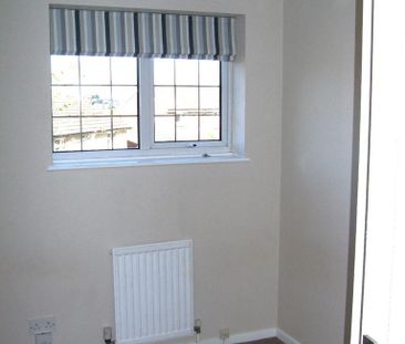 3 bedroom detached house to rent - Photo 4