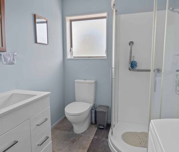 FULLY FURNISHED STUDIO UNIT IN VOGELTOWN - Photo 4