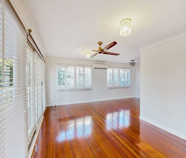 Stunning Freshly Renovated Home in the Mansfield Catchment. - Photo 1