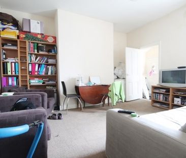 3 Bed - Claremont Road, Spital Tongues - Photo 4