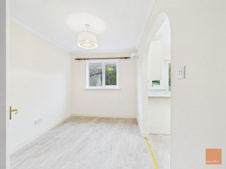 3 bedroom detached house to rent - Photo 3