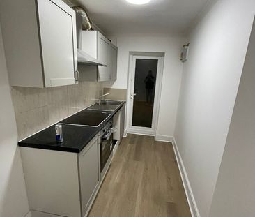 Studio Flat, London, NW2 - Photo 6