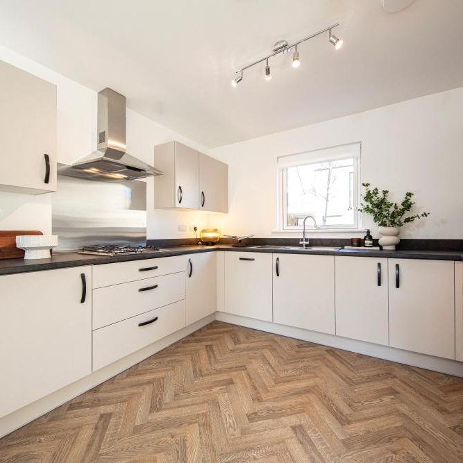 4 bedroom terraced house to rent - Photo 1