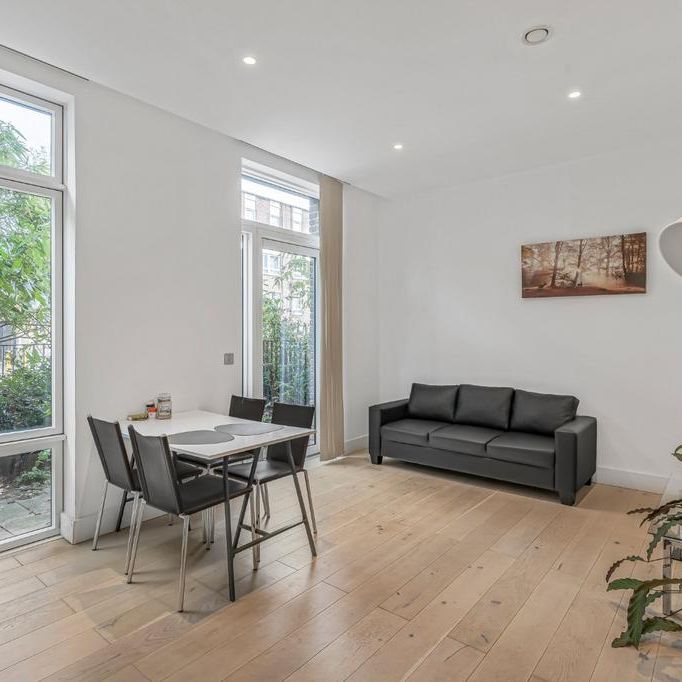 Studio to rent - Photo 1