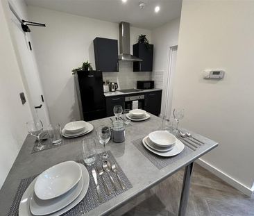 Studio to rent - Photo 5