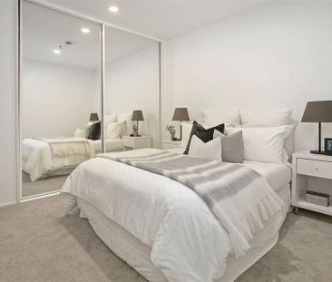 Beach front and beach access.2 double bed room - Photo 6