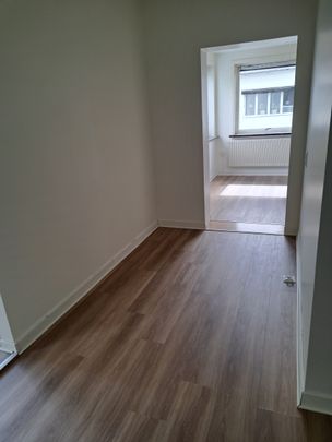 Drottninggatan, Vara - Foto 1