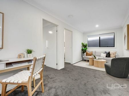 Brand New Street Facing Townhouse! - Photo 5