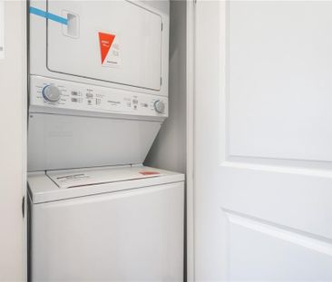 204 BALSAM Avenue S Unit# 2, Hamilton, Ontario, L8M3B8 - Photo 3