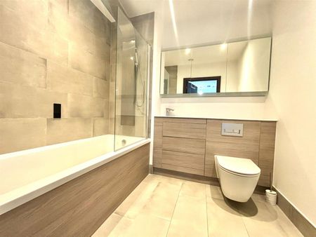 The Venue, Powerhouse Lane, Hayes, UB3 - Photo 5