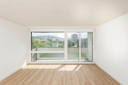 "Moderne 2-Zimmer-Wohnung mit Balkon und Aussicht in Zürich Altstetten" - Foto 3