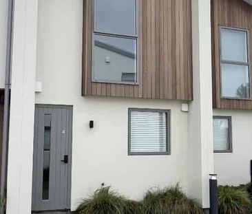 Ready & Waiting for the Right Occupants - Photo 5