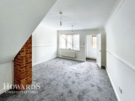 2 bedroom terraced house to rent - Photo 4